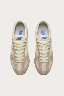 Footwear<New Balance 471 - Bisque/Flat Taupe
