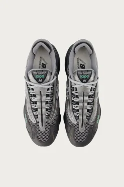 Footwear<New Balance 1000 - Black/Dark Silver Metallic/Lime Leaf