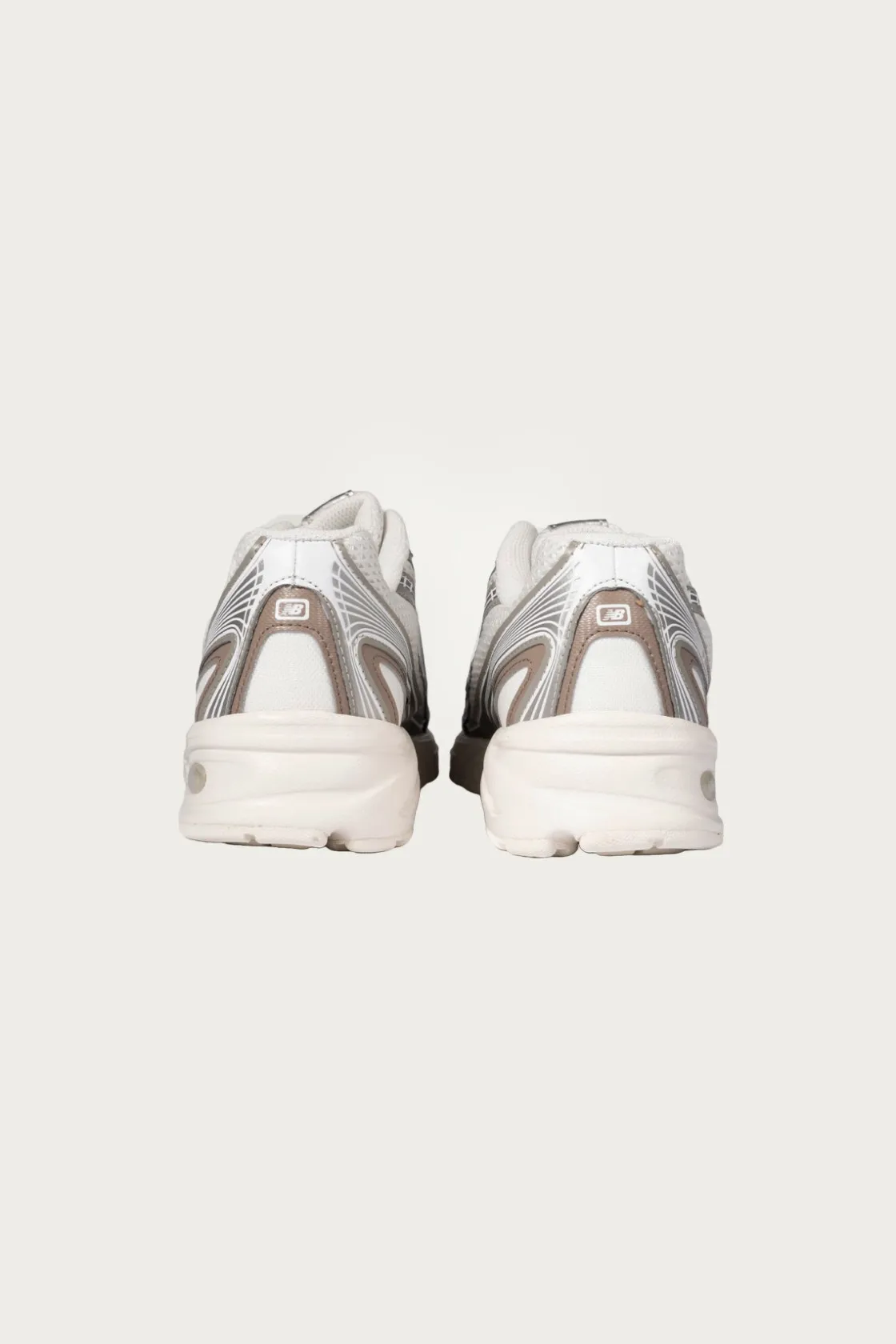 Footwear<New Balance 740 - Sea Salt/Mushroom