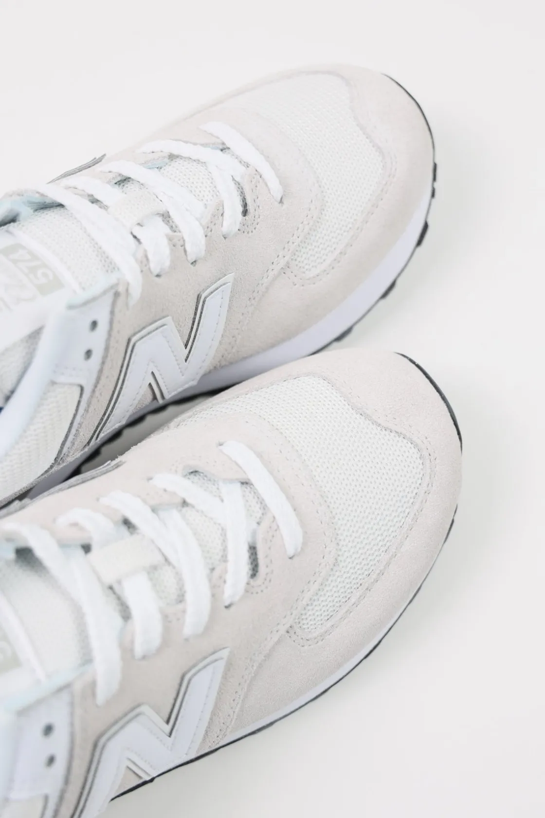 Footwear<New Balance 574 Core - Beige/White