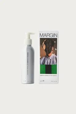 Apothecary<Margin Essential Cleanser