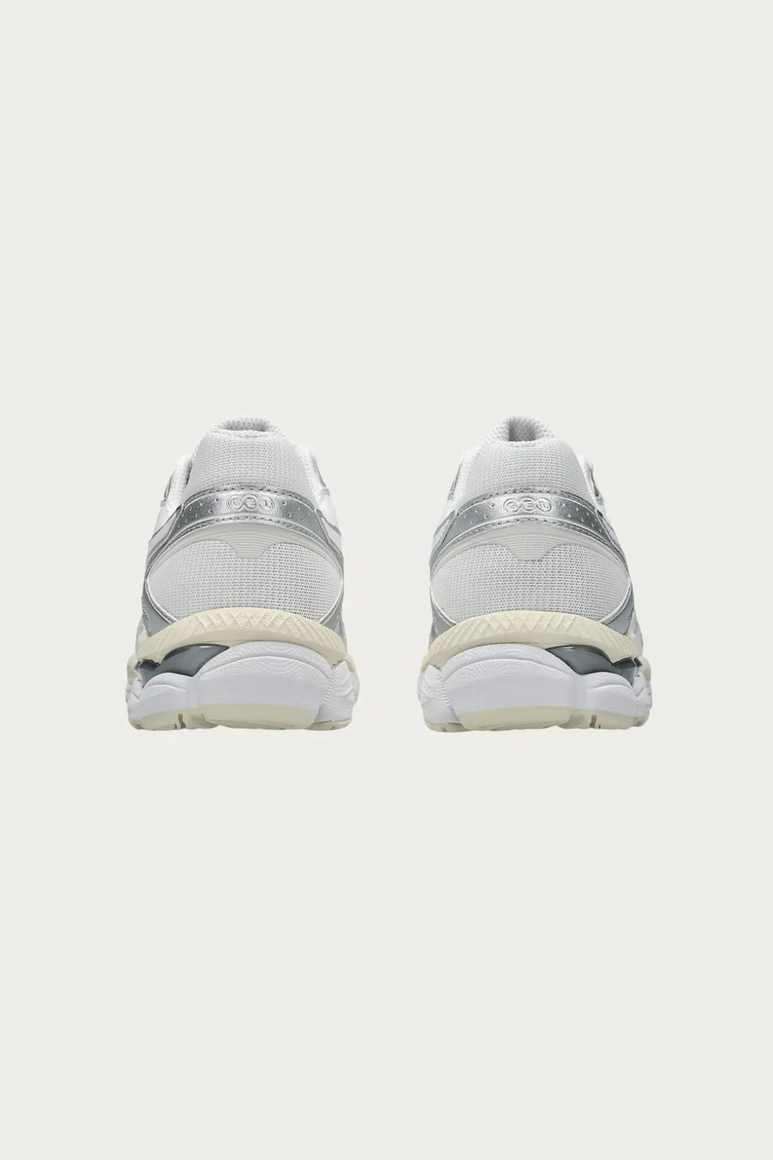 Footwear<ASICS Gel-Cumulus 16 - White/White