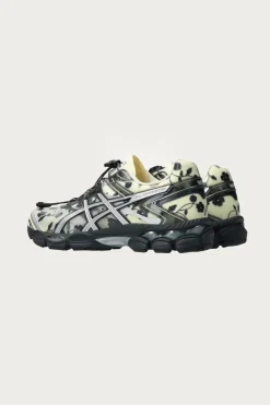 Footwear<ASICS Gel-Cumulus 16 SSCB - Ivory/Black