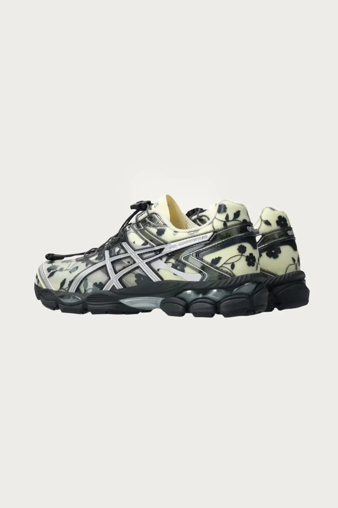 Footwear<ASICS Gel-Cumulus 16 SSCB - Ivory/Black