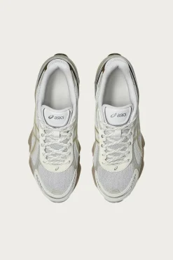 Footwear<ASICS Gel-Kinetic Fluent - White/Marzipan
