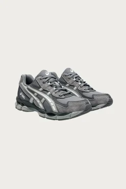 Footwear<ASICS Gel-NYC 2055 - Carbon/Cement Grey
