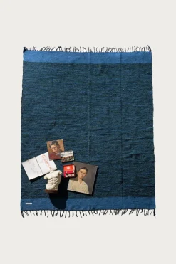 Homegoods<Puebco Handloomed Recycled Yarn Rug - Blue