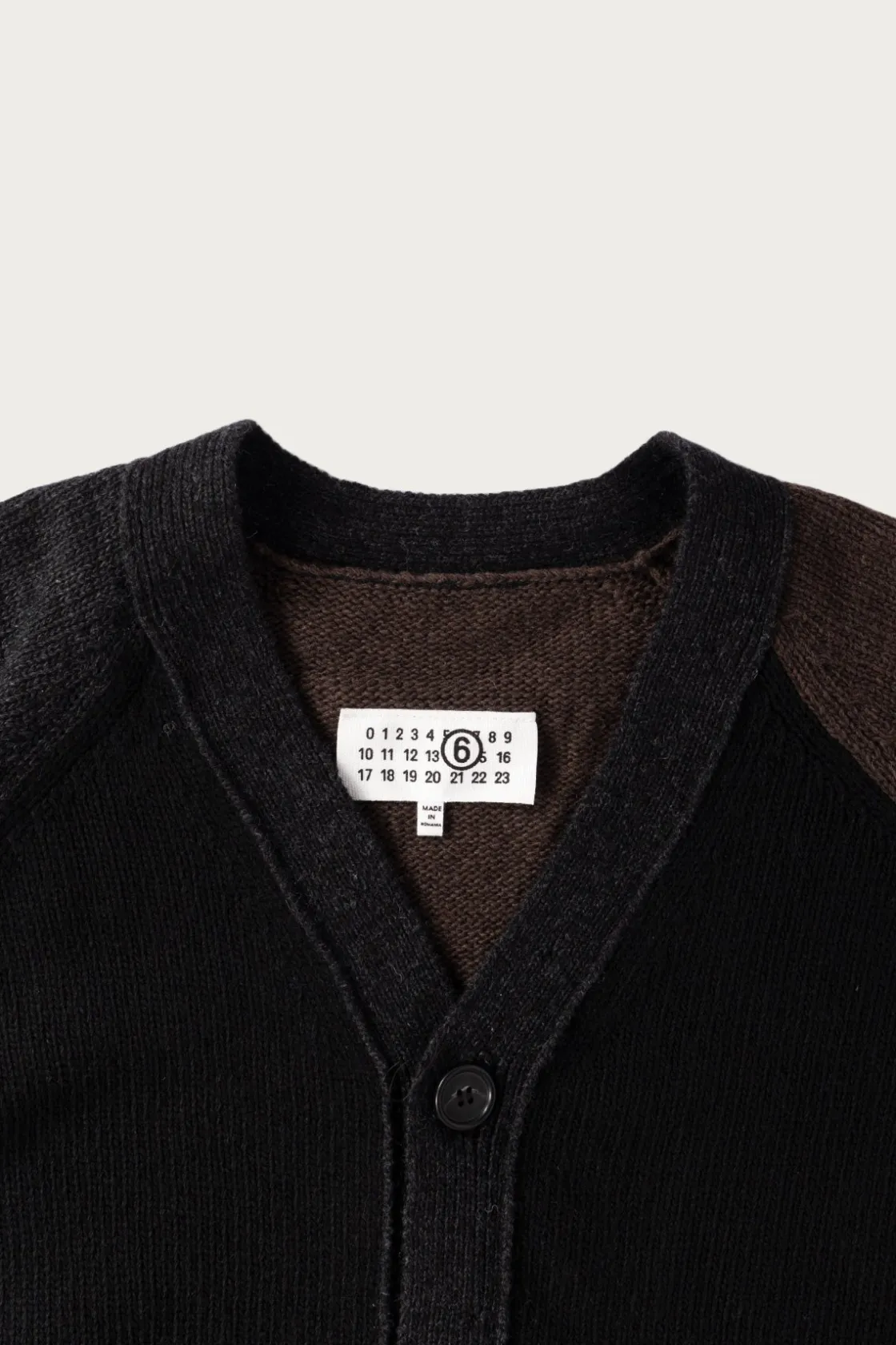 Sweaters<MM6 Maison Margiela Two-Tone Cardigan - Black/Brown