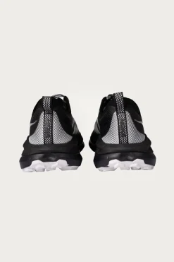 Footwear<HOKA U Mafate Speed 4 Lite TS - Black/White